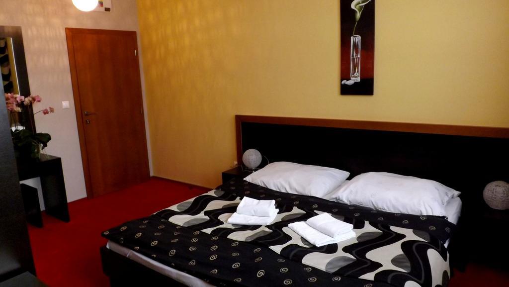 Guest House Penzion Fortuna Tvrdosin Δωμάτιο φωτογραφία