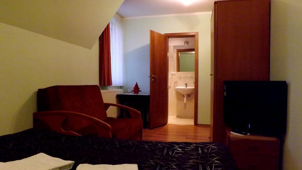 Guest House Penzion Fortuna Tvrdosin Δωμάτιο φωτογραφία