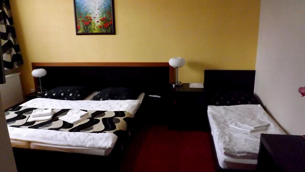 Guest House Penzion Fortuna Tvrdosin Δωμάτιο φωτογραφία