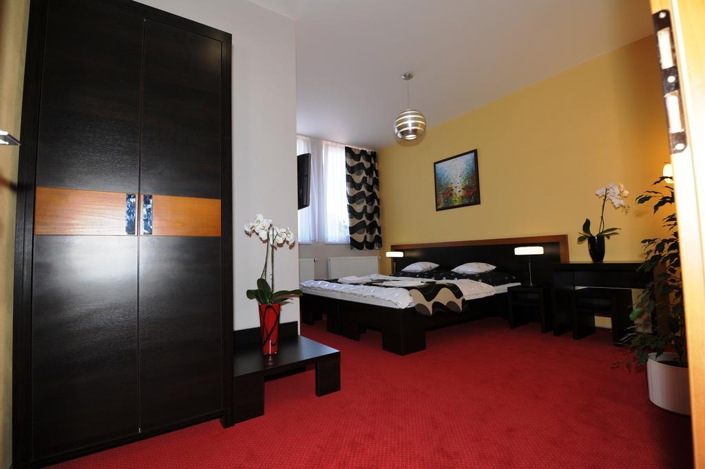 Guest House Penzion Fortuna Tvrdosin Εξωτερικό φωτογραφία
